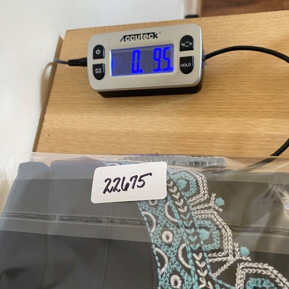 Talbots Top Womens Medium Navy Cotton Embroidered 3/4 Sleeve Slub Knit Pullover - Picture 9 of 9